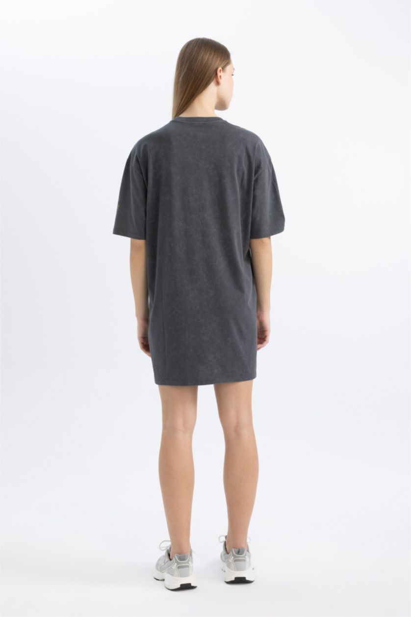 نساء أنثرا فستان قصير تي شيرت ممشط من سمايلي