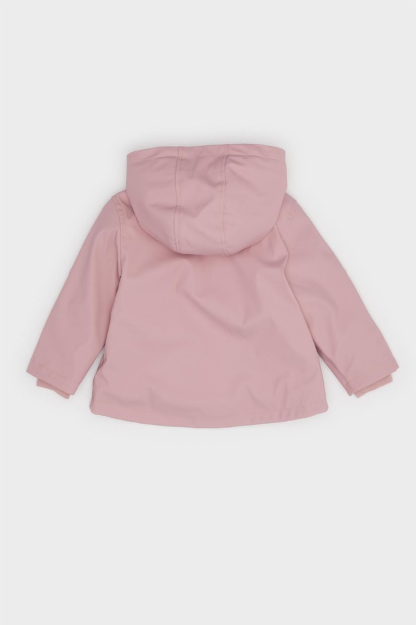 طفلة صغيرة وردي جاكيت بامب بناتي بكابيشون