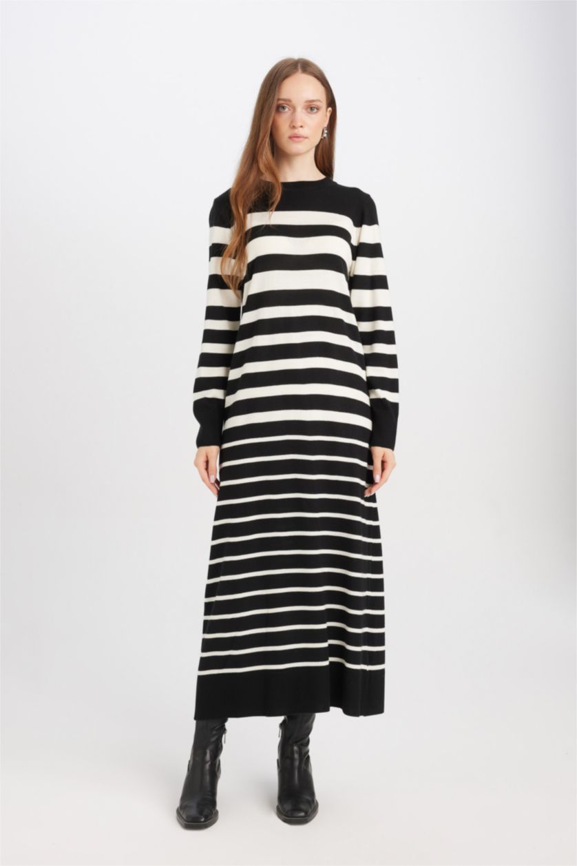 Kadın Siyah Regular Fit Çizgili Uzun Kollu Maxi Triko Elbise