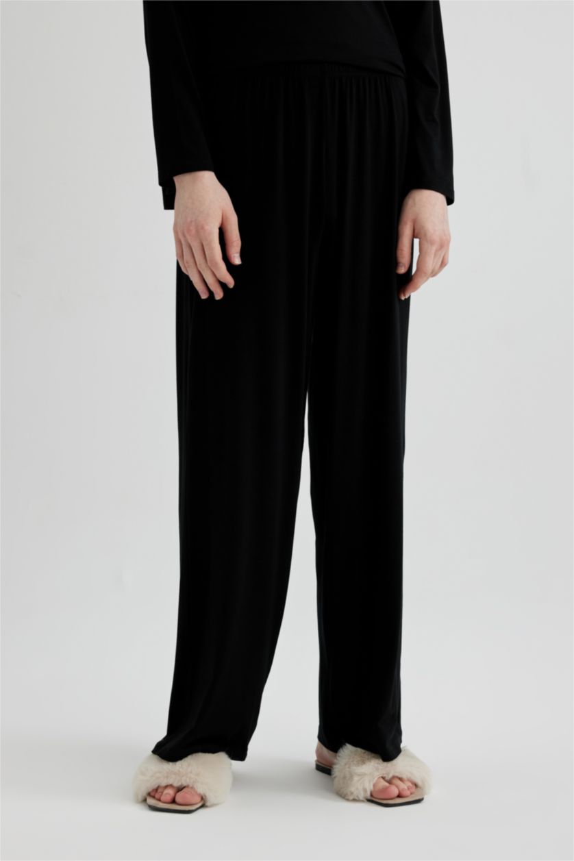 WOMAN Black Regular Fit Bamboo Casual Bottom