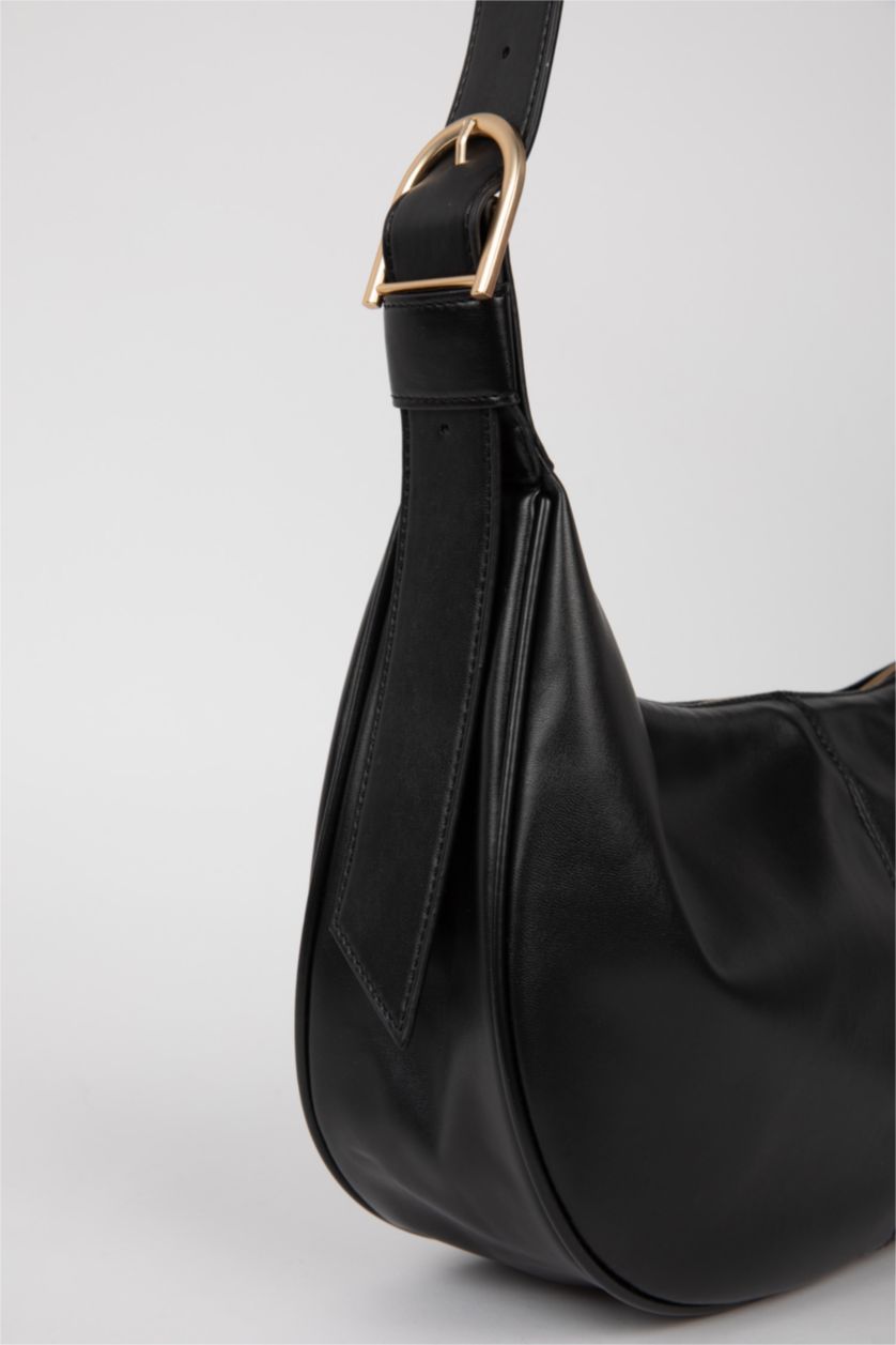 Kadın Siyah Suni Deri Çapraz Çanta