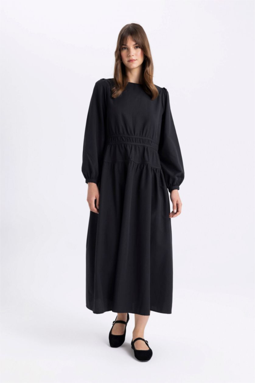 نساء أسود فستان طويل بوبلين بياخة مستديرة ردن طويل