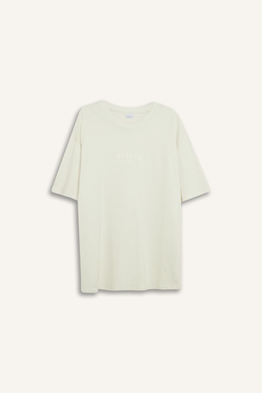 رجال بيج فاتح تيشيرت نص ردن اوفر سايز بياقة مستديرة