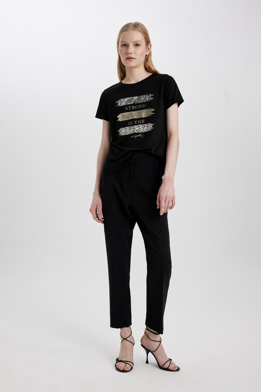 Woman Black Relax Fit Crew Neck Printed Short Sleeve T-Shirt