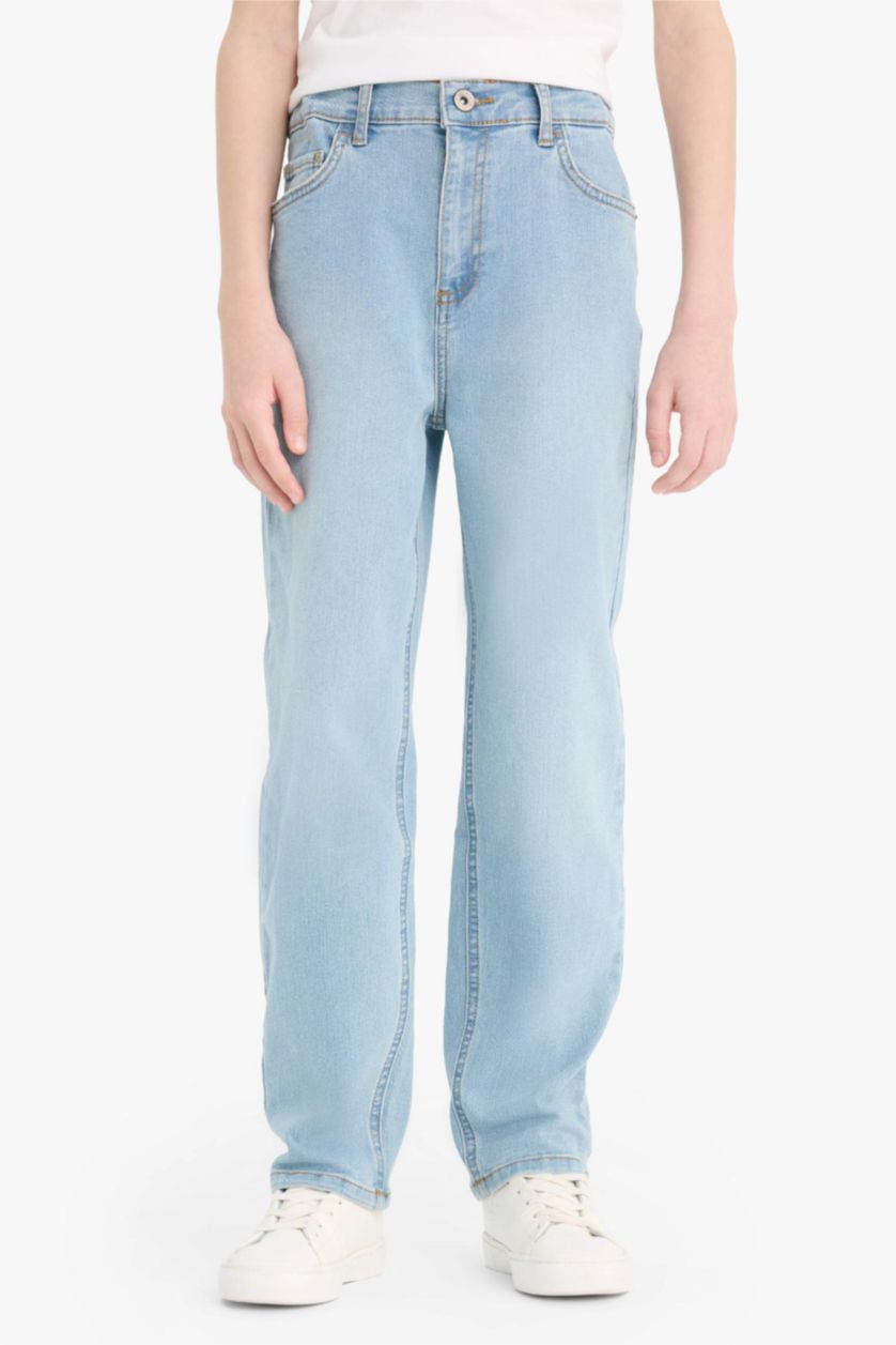Erkek Çocuk - Genç Erkek Açık Mavi Erkek Çocuk Straight Fit Düz Paça Cepli Basic Düz Jean Pantolon