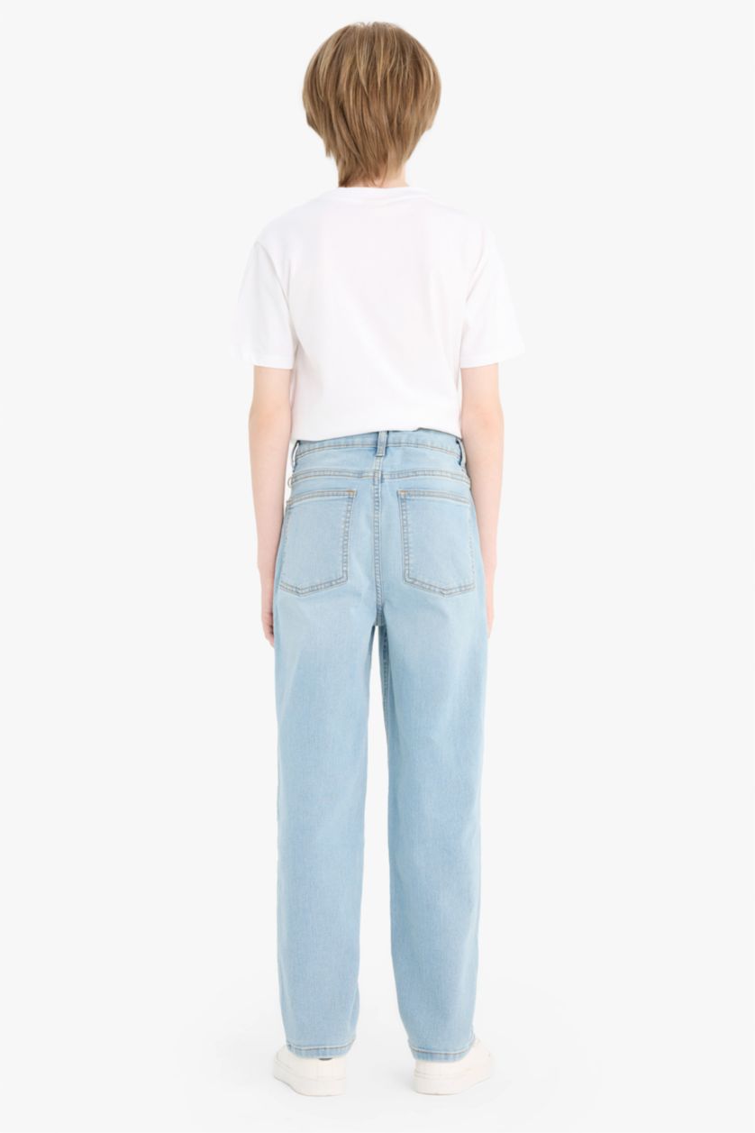 Erkek Çocuk - Genç Erkek Açık Mavi Erkek Çocuk Straight Fit Düz Paça Cepli Basic Düz Jean Pantolon