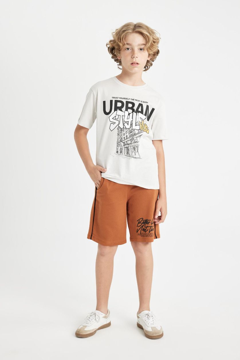 أولاد جملي شورت ولادي قماش رقيق قصة عادية