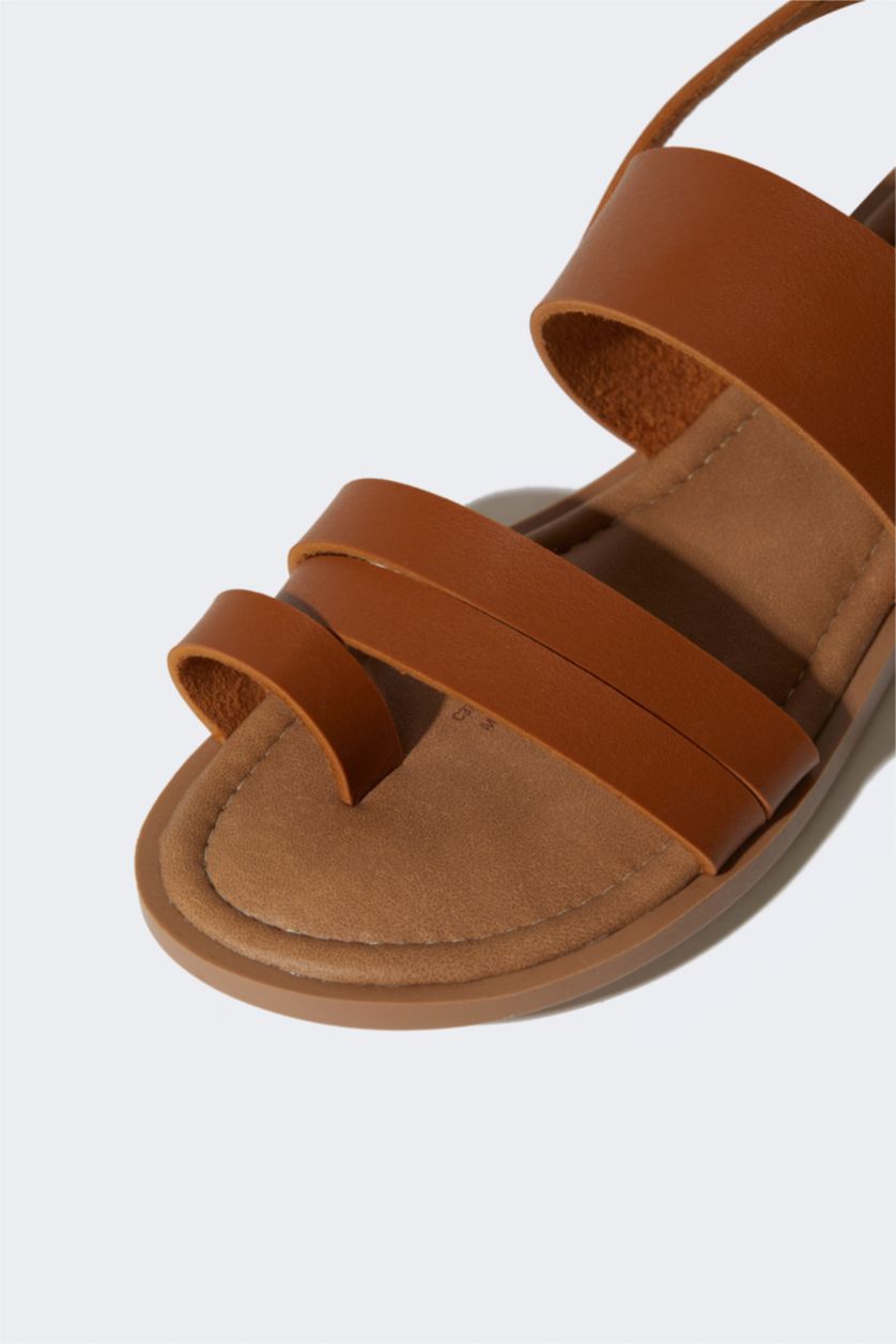WOMAN Camel Woman Slip On Flat Heel Sandals