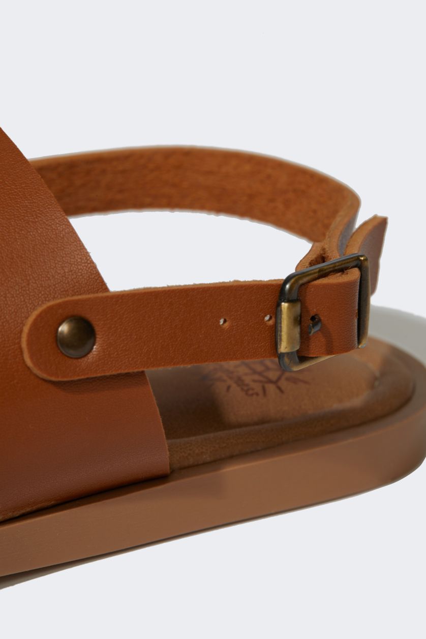 WOMAN Camel Woman Slip On Flat Heel Sandals