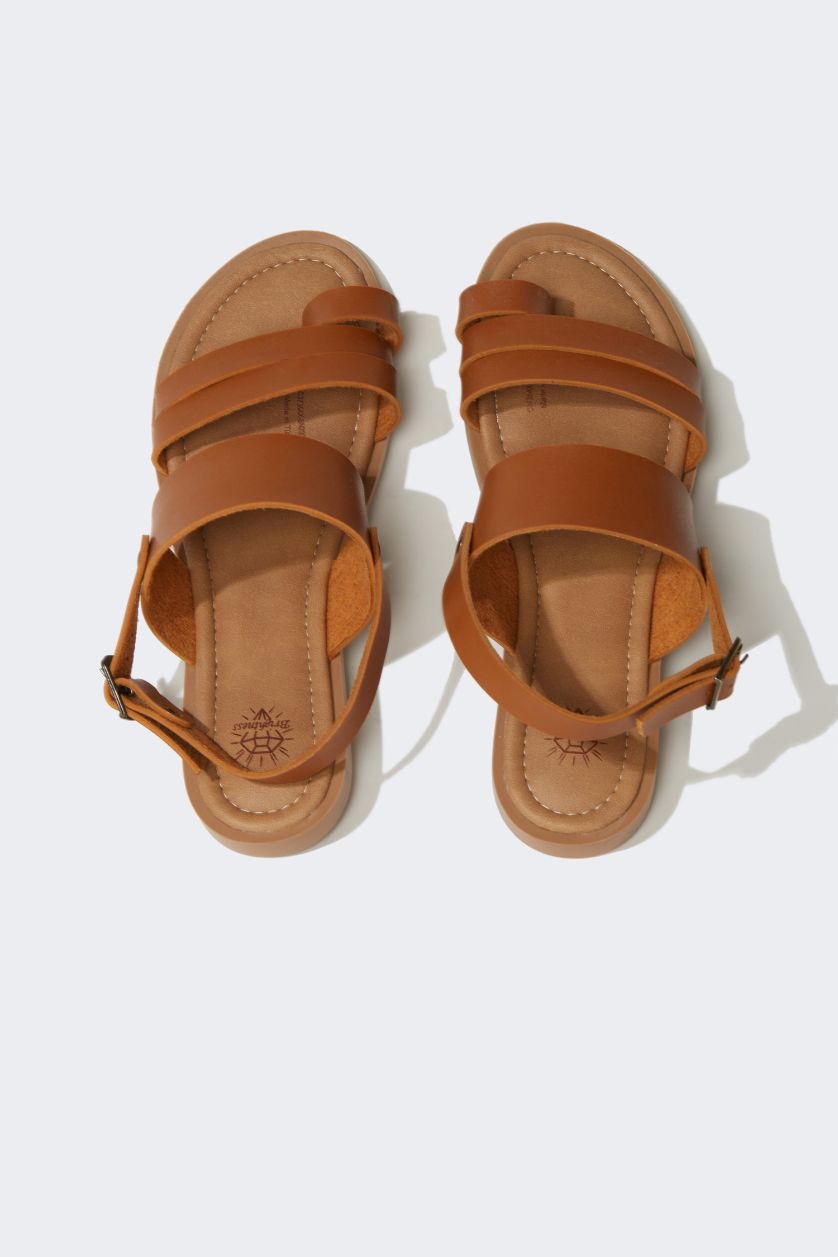 WOMAN Camel Woman Slip On Flat Heel Sandals