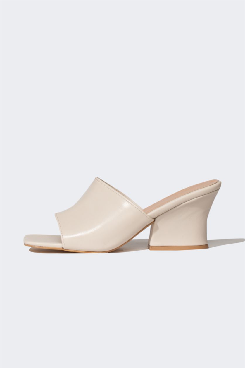 Woman Beige Woman High Sole Single Strap Faux Leather Slippers