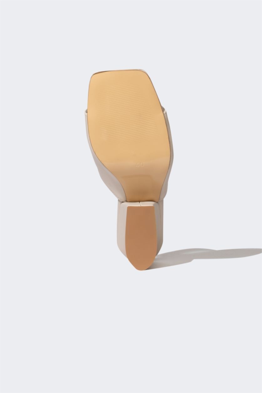 Woman Beige Woman High Sole Single Strap Faux Leather Slippers