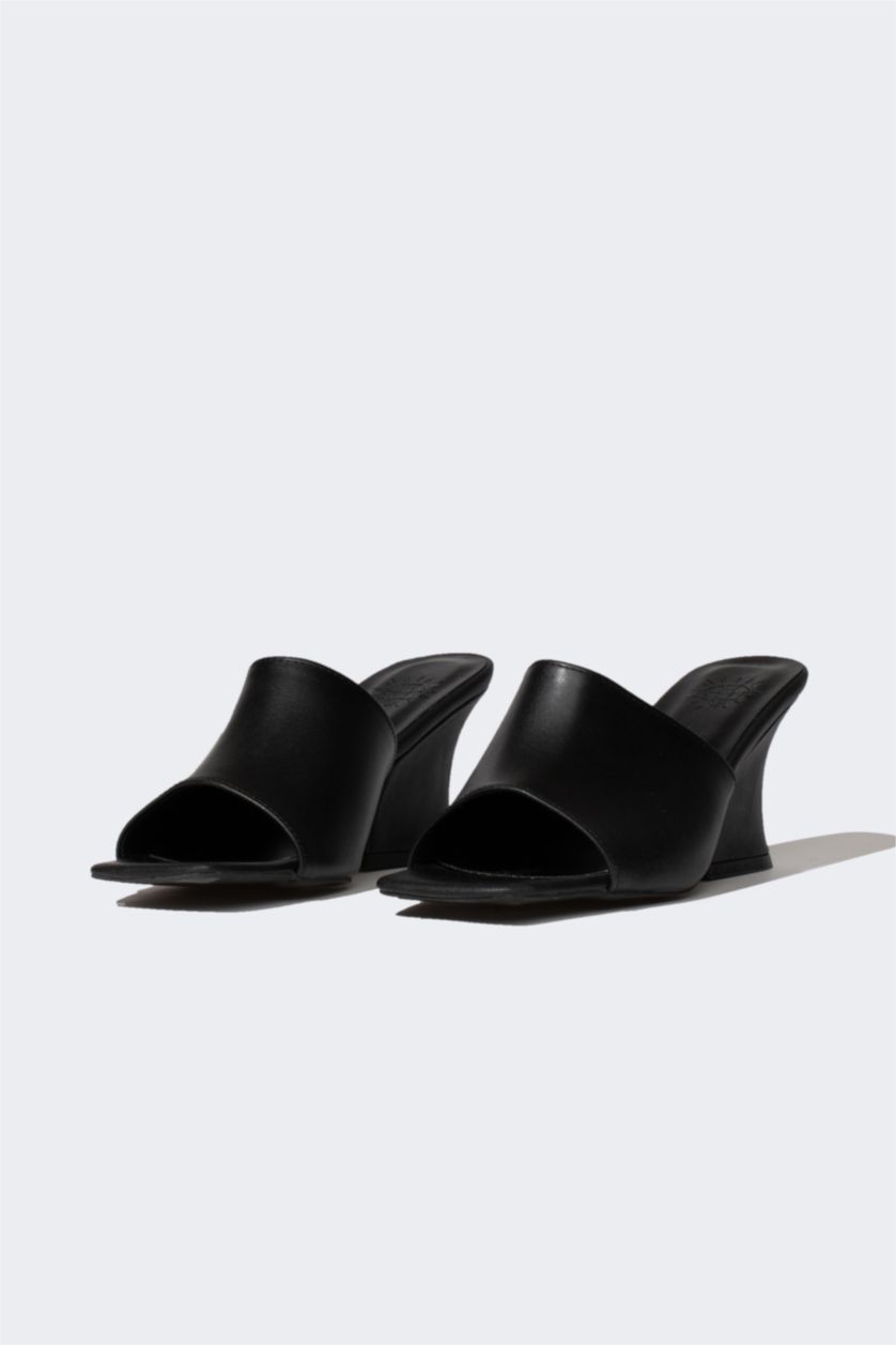 Kadın Siyah Kadın Yüksek Taban Tek Bantlı Suni Deri Topuklu Terlik