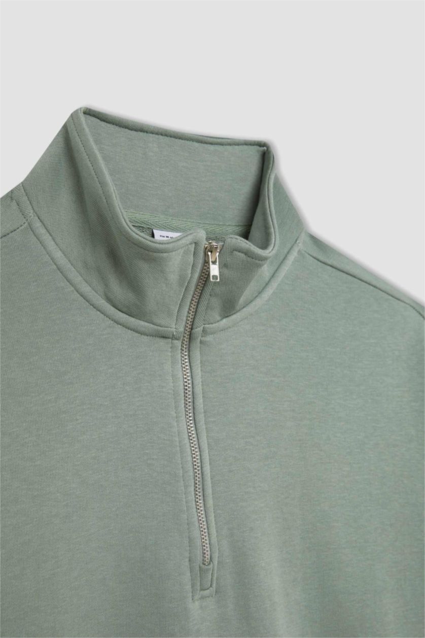 Woman Green DeFactoFit Stand Collar Sports Crop Sweatshirt