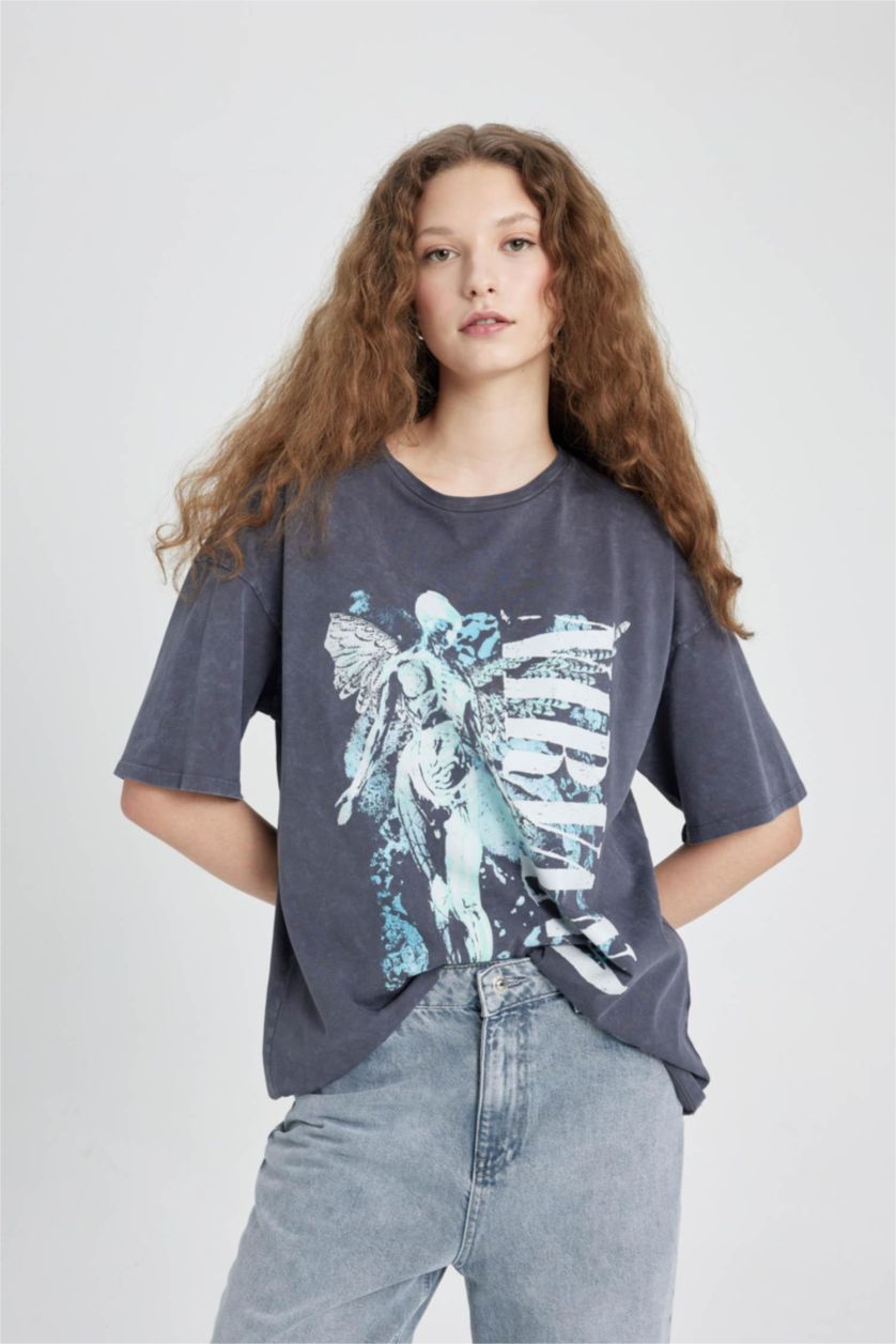 Женщины Антрацит Футболка оверсайз Nirvana с принтом