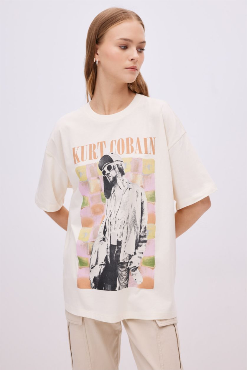 WOMAN Ecru Unisex Kurt Cobain Oversize Short Sleeve T-Shirt
