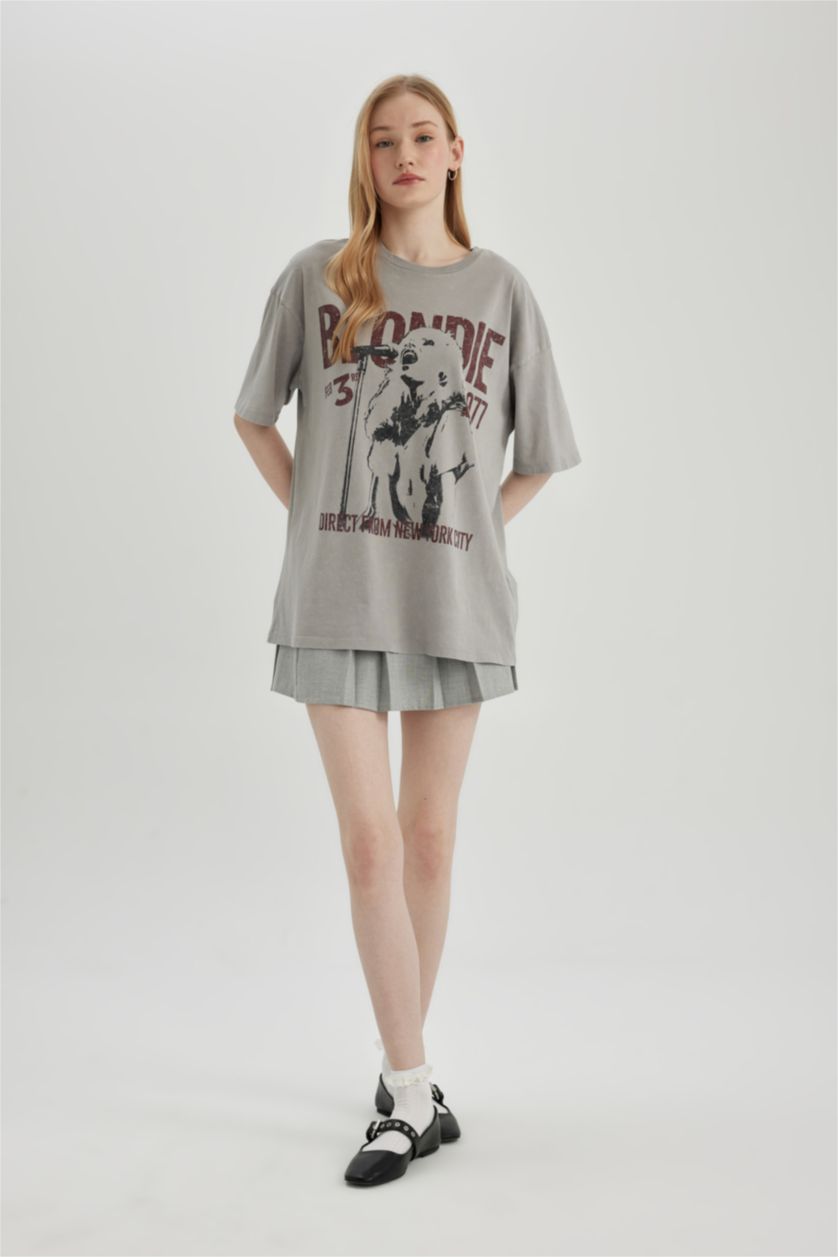 نساء رمادي فاتح Blondie Oversize Printed Washable Faded Effect T-Shirt
