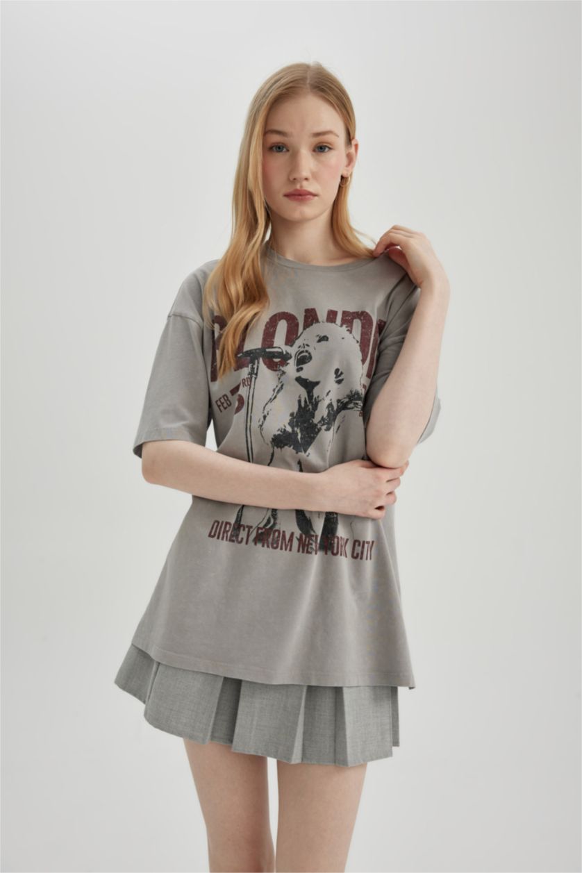 نساء رمادي فاتح Blondie Oversize Printed Washable Faded Effect T-Shirt