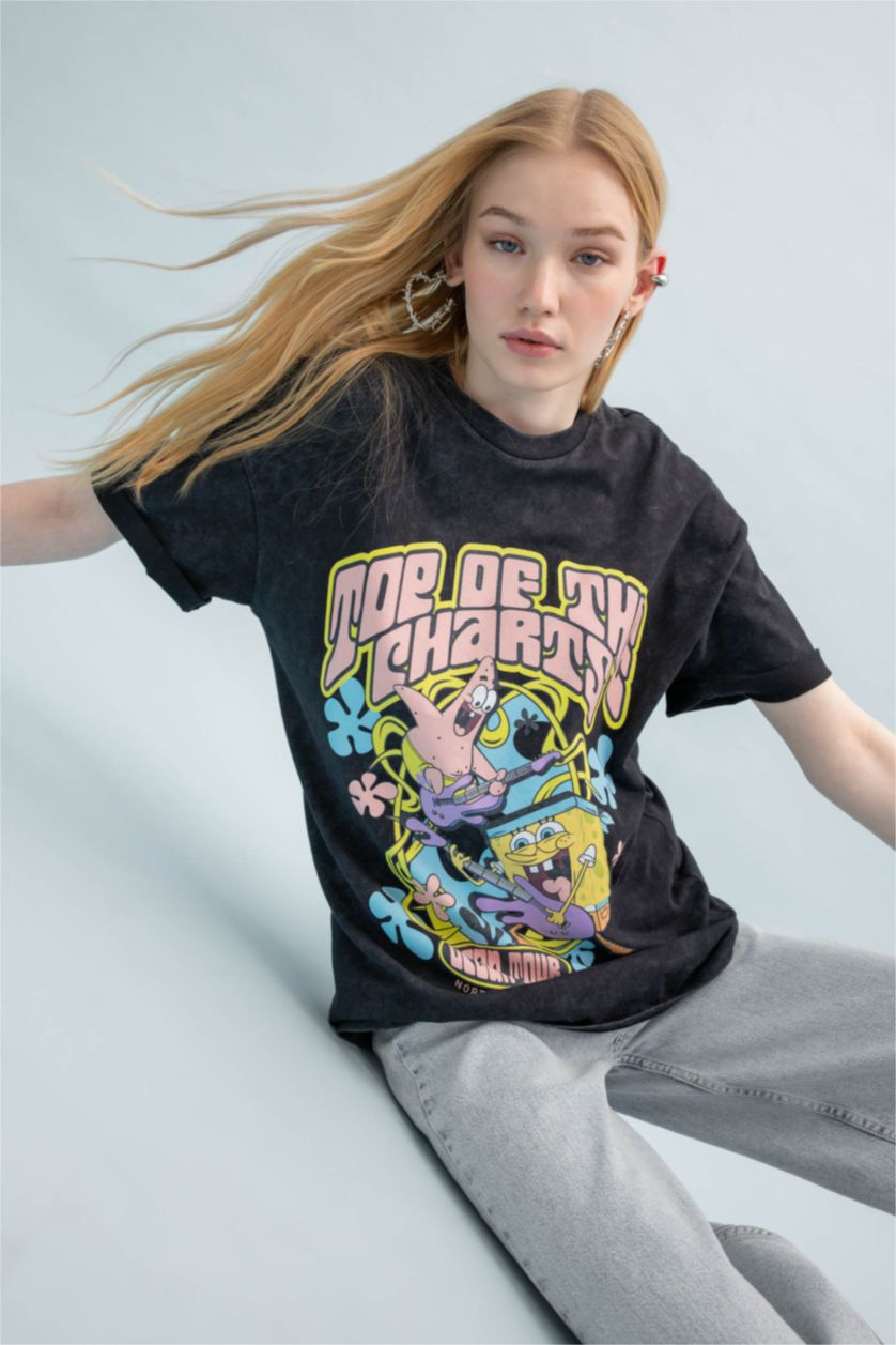 WOMAN Black Oversize Fit SpongeBob Licensed Crew Neck Printed Short Sleeve T-Shirt