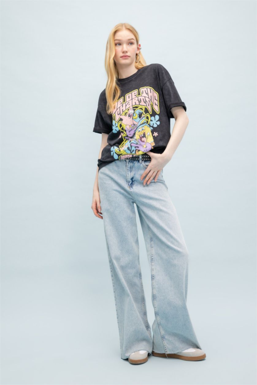 WOMAN Black Oversize Fit SpongeBob Licensed Crew Neck Printed Short Sleeve T-Shirt