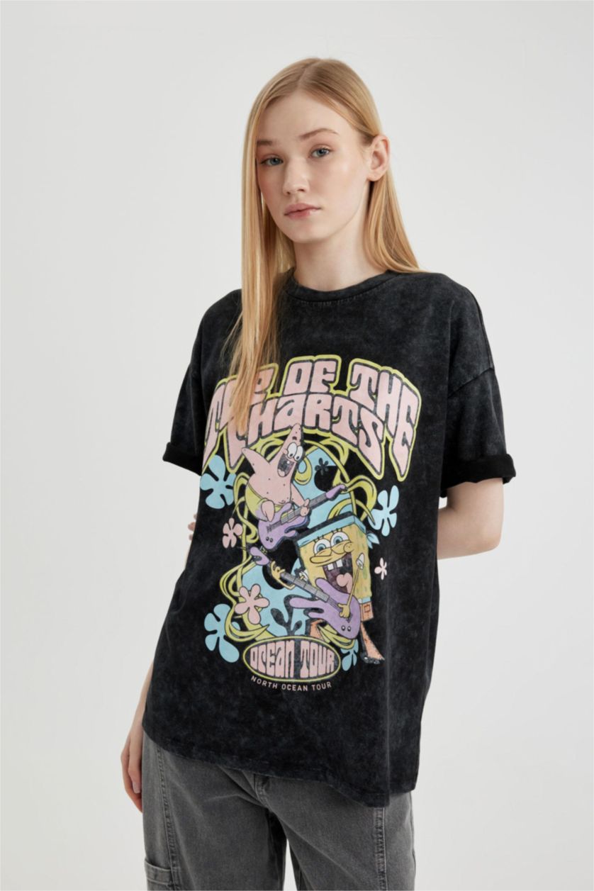 WOMAN Black Oversize Fit SpongeBob Licensed Crew Neck Printed Short Sleeve T-Shirt