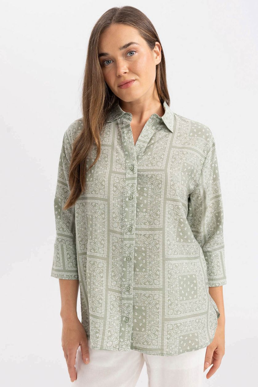 نساء كاكي قميص نص ردن منقوش قصة عادية