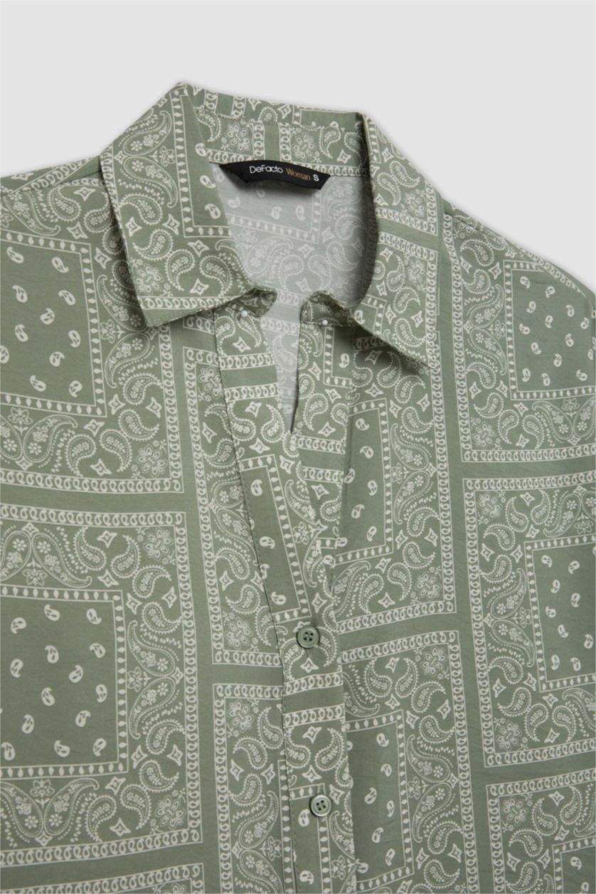 نساء كاكي قميص نص ردن منقوش قصة عادية