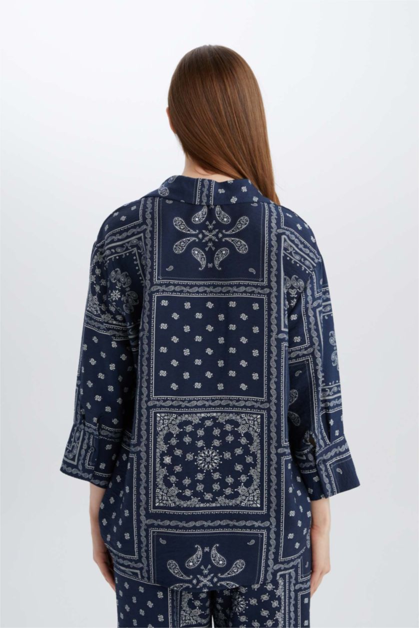 نساء كحلي قميص ردن طويل قصة عادية