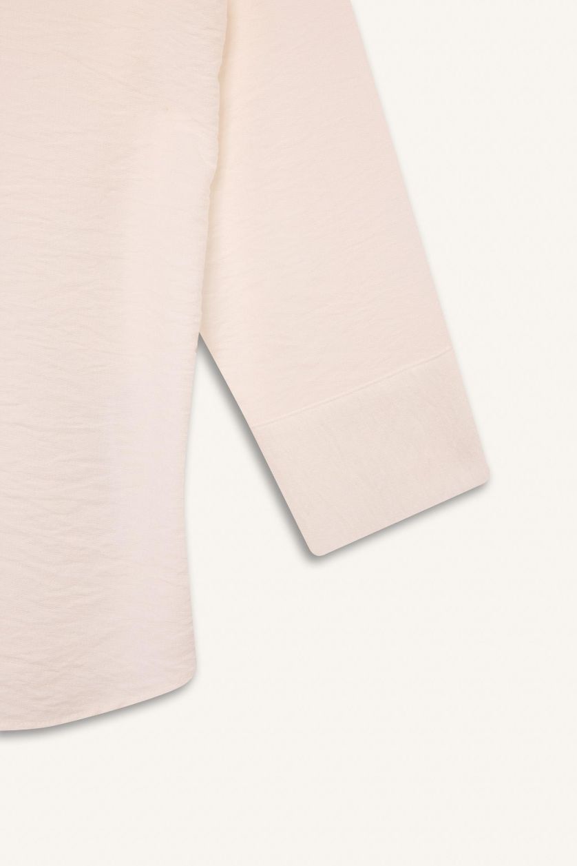 Woman White Regular Fit Shirt Collar Long Sleeve Shirt