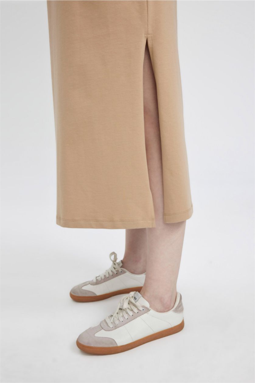 FEMME Beige Clair Robe Midi Jersey à Manches Courtes Col Rond