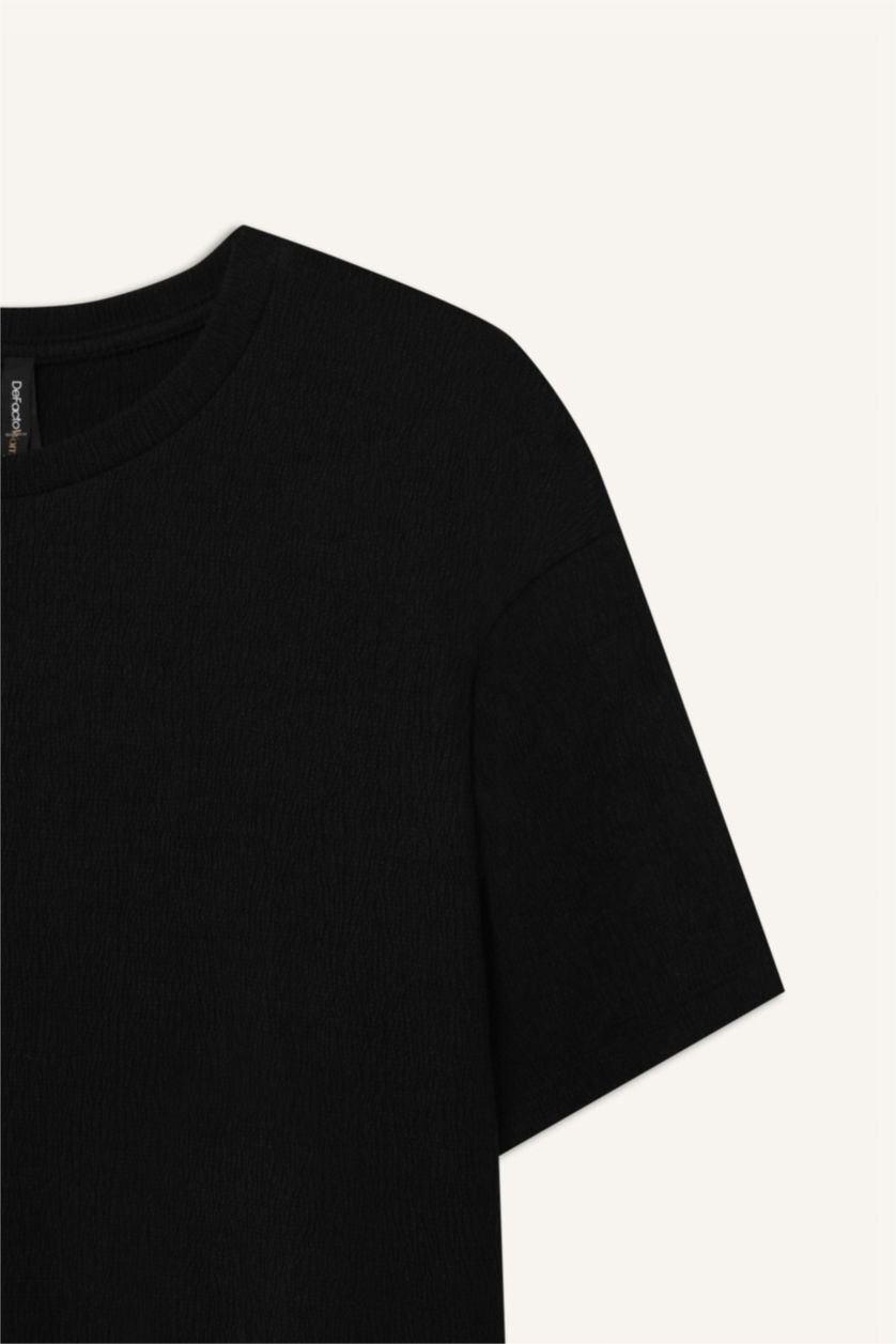 Kadın Siyah Relax Fit Bisiklet Yaka Basic Düz Bürümcük Kısa Kollu Siyah Tişört