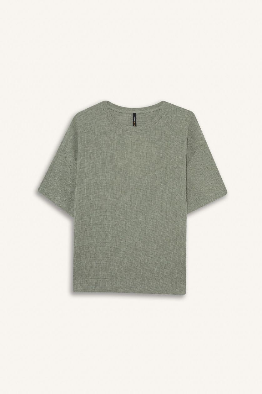 نساء كاكي فاتح تيشيرت نص كم قصة مريحة برقبة مستديرة