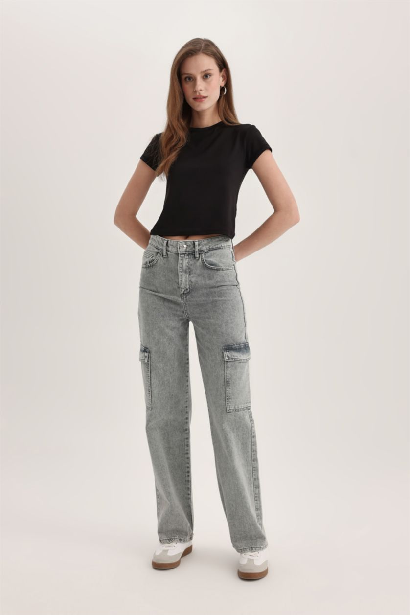 Kadın Siyah Slım Fıt Bisiklet Yaka Kısa Kollu Tişört