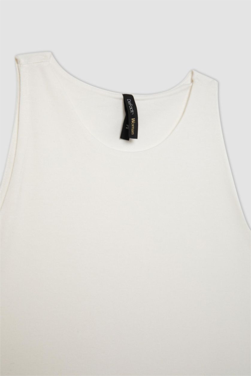 FEMME Écru Coupe slim raccourcie