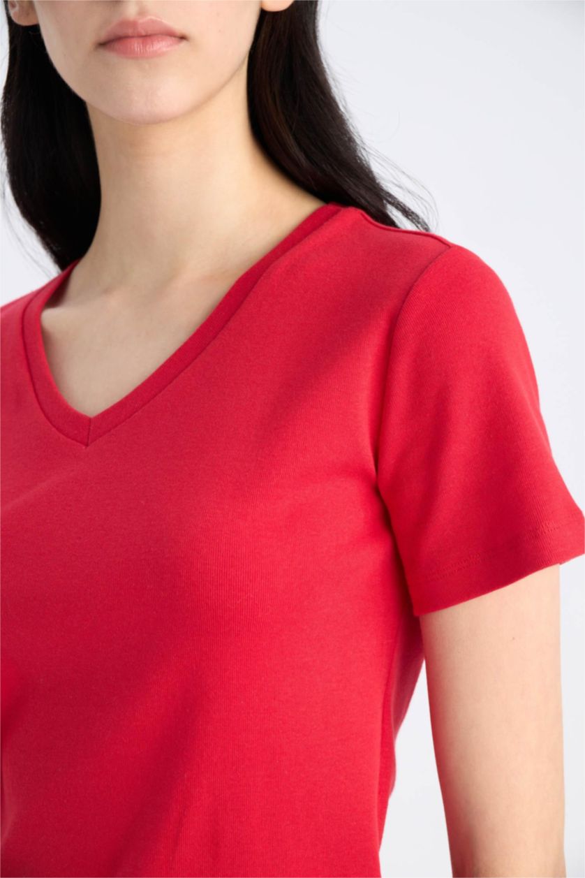 نساء أحمر تيشيرت عادي ضيق من قماش مضلع برقبة V وأكمام قصيرة