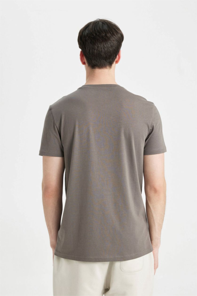 رجال رمادي داكن تي شيرت سليم فيت مطبوع برقبة مستديرة