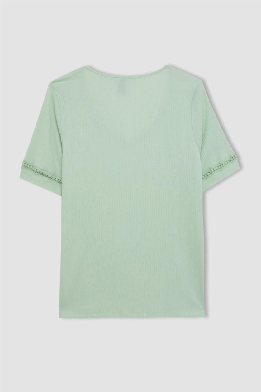 Әйелдерге Жалбыз Traditional v жаға кресс матасы Қысқа жеңді футболка