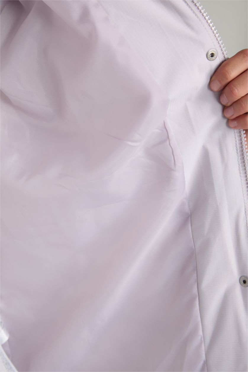 Kadın Lila Su Geçirmez Kapüşonlu Fermuarlı Cepli Şişme Mont