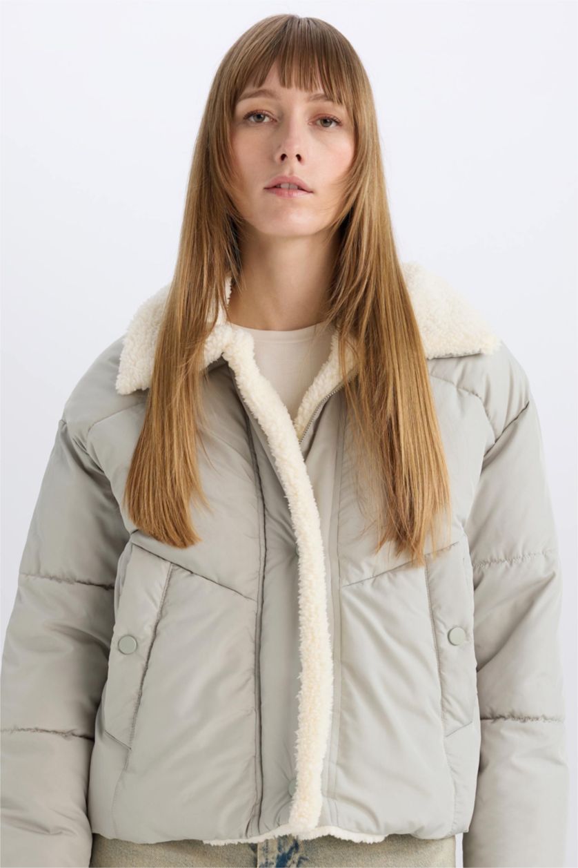 Kadın Mint Su İtici Şişme Mont Geniş Yakalı İçi Süni Kürklü Fermuarlı Cepli