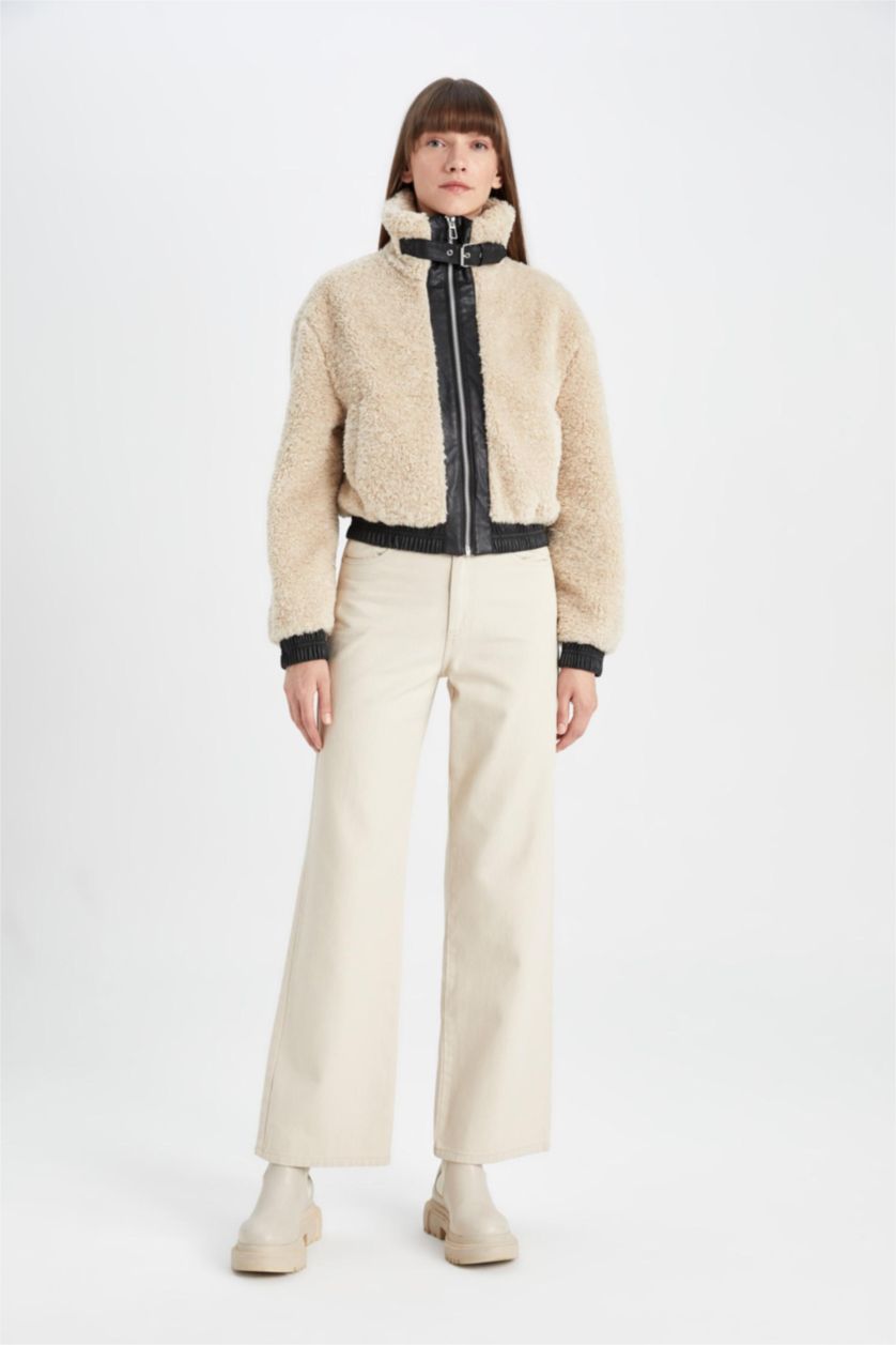 Kadın Bej Dik Yaka Suni Kürk Fermuarlı Mont Ceket