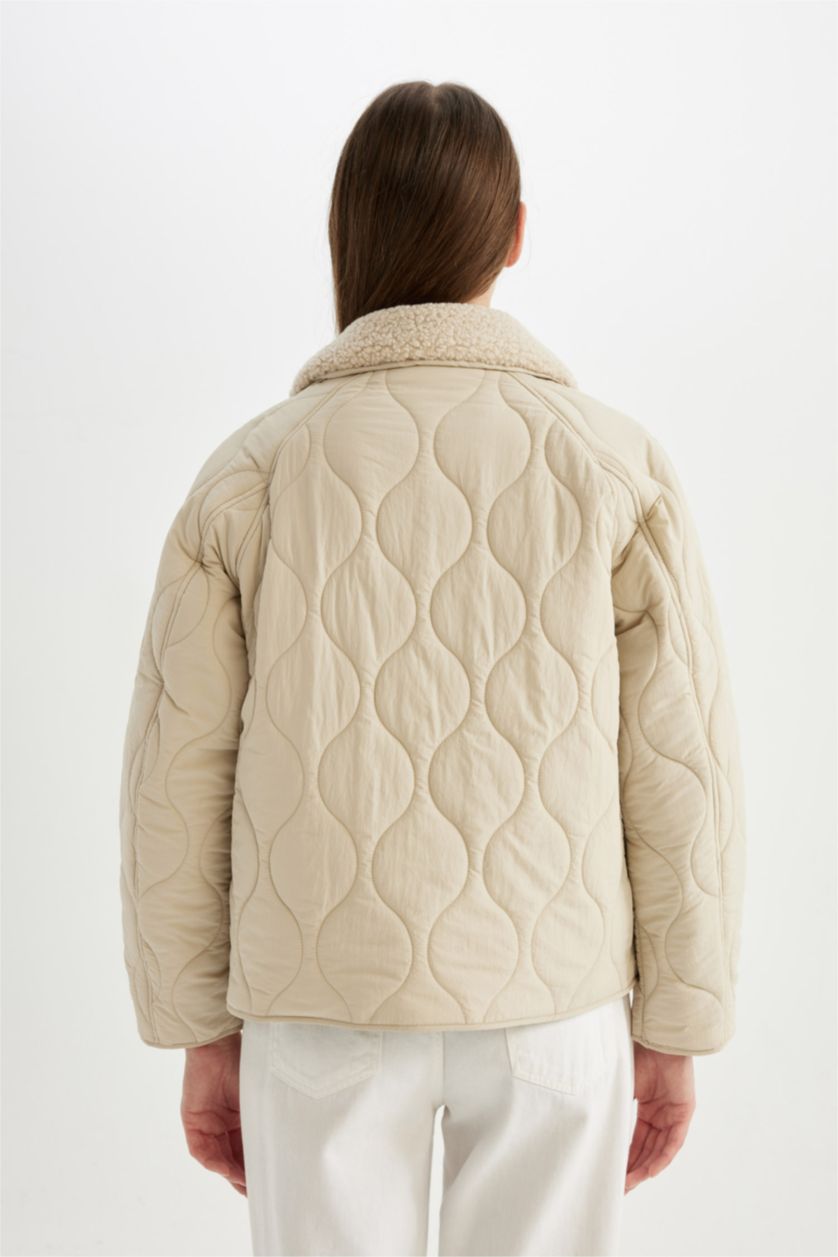 FEMME Écru Veste matelassée à Col en Fausse Fourrure coupe régulière