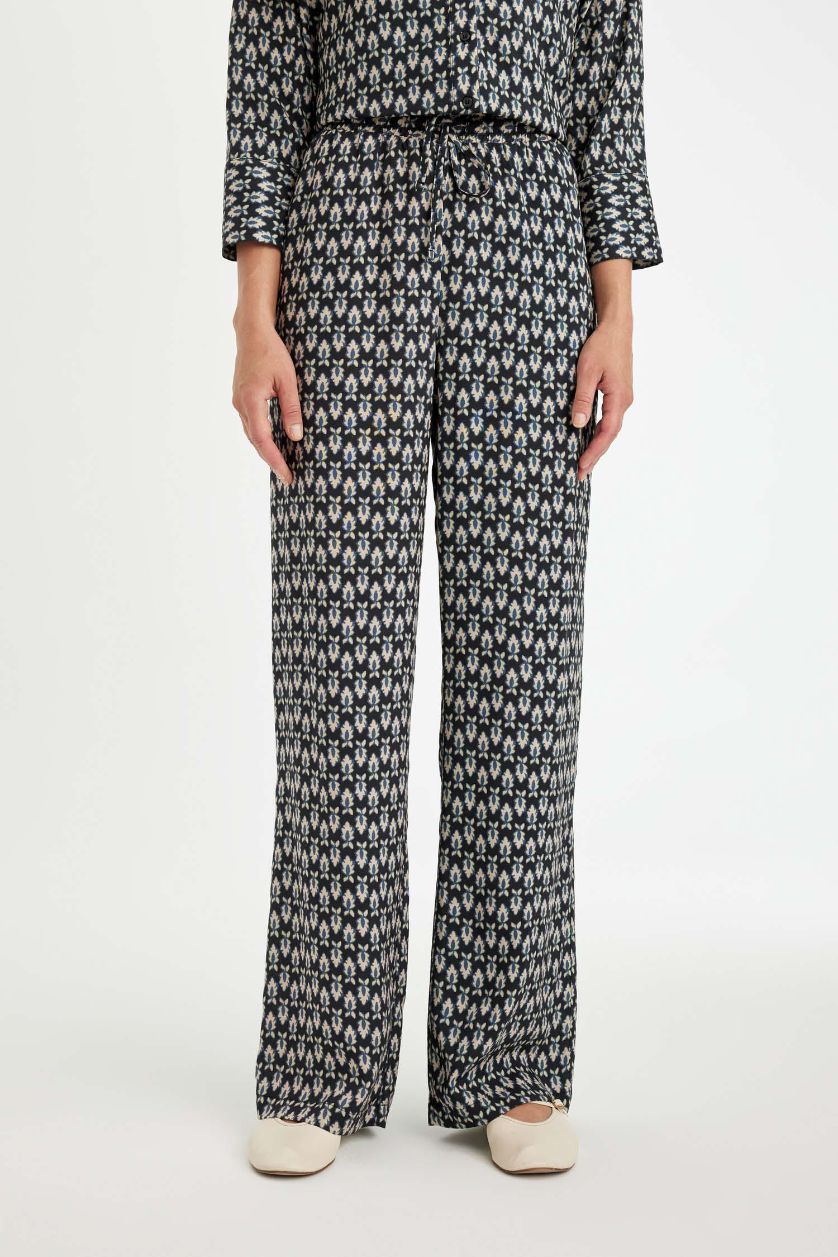 Woman NAVY Patterned Wide Leg Casual Trousers