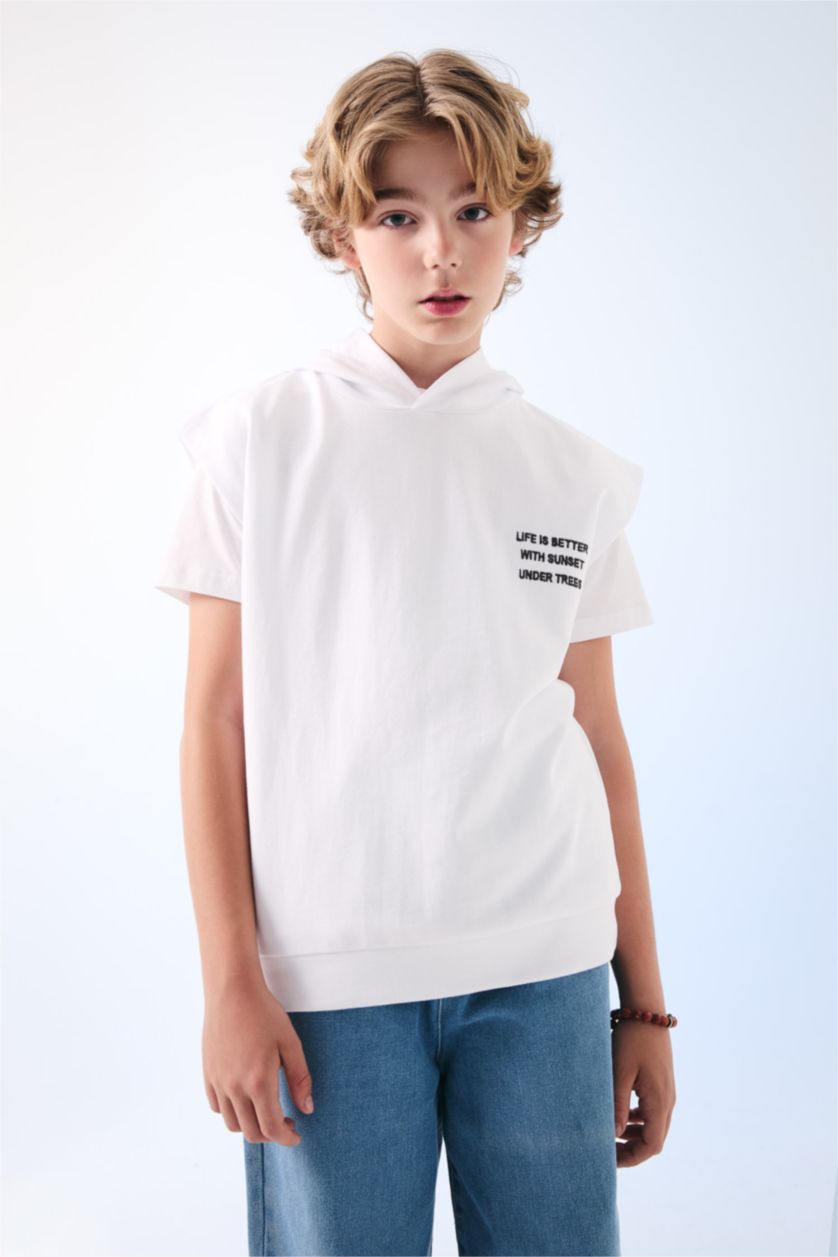 Erkek Çocuk - Genç Erkek Beyaz Baskılı Kapüşonlu Atlet Erkek Çocuk