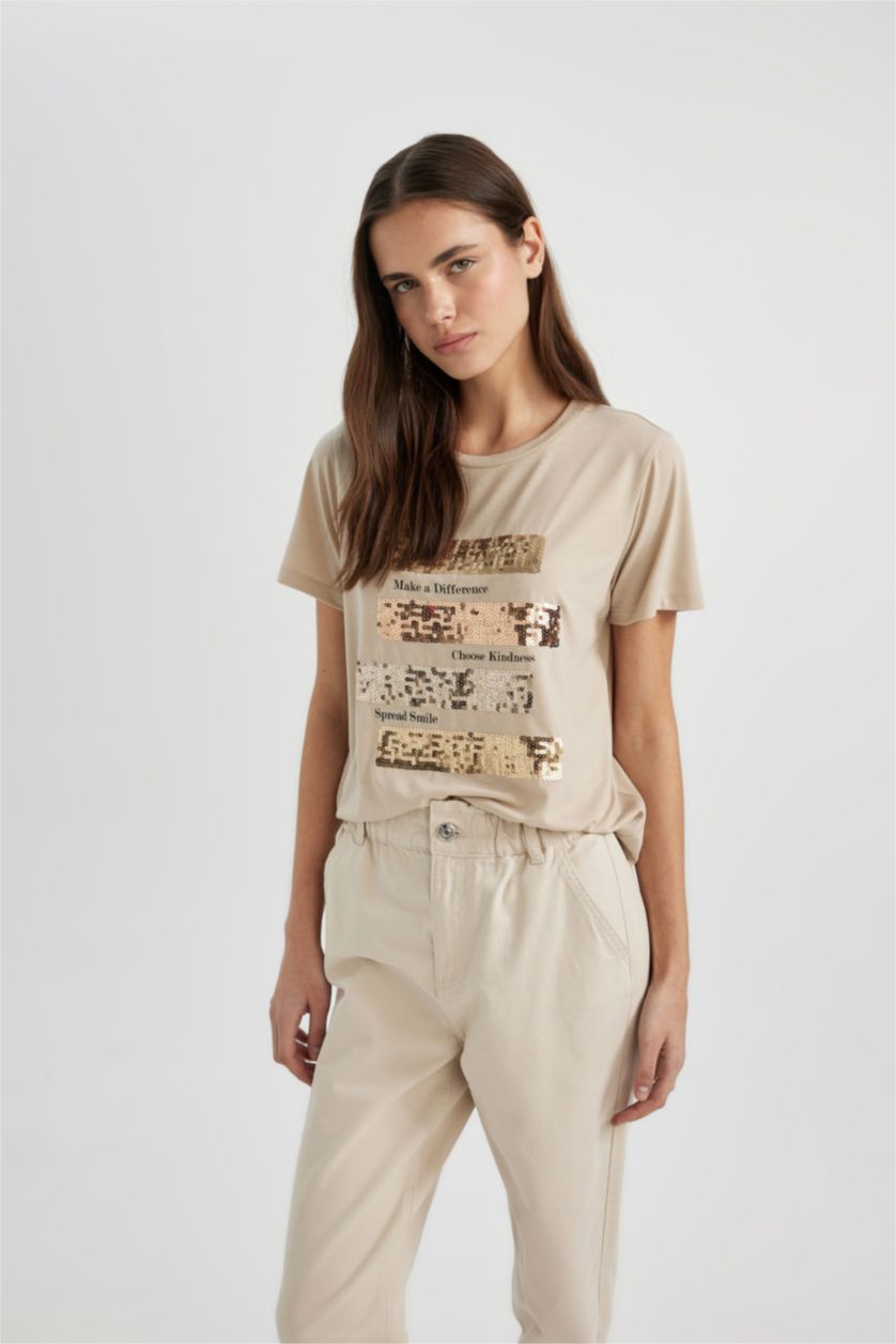 WOMAN Stone Regular Fit Crew Neck Short Sleeve T-Shirt