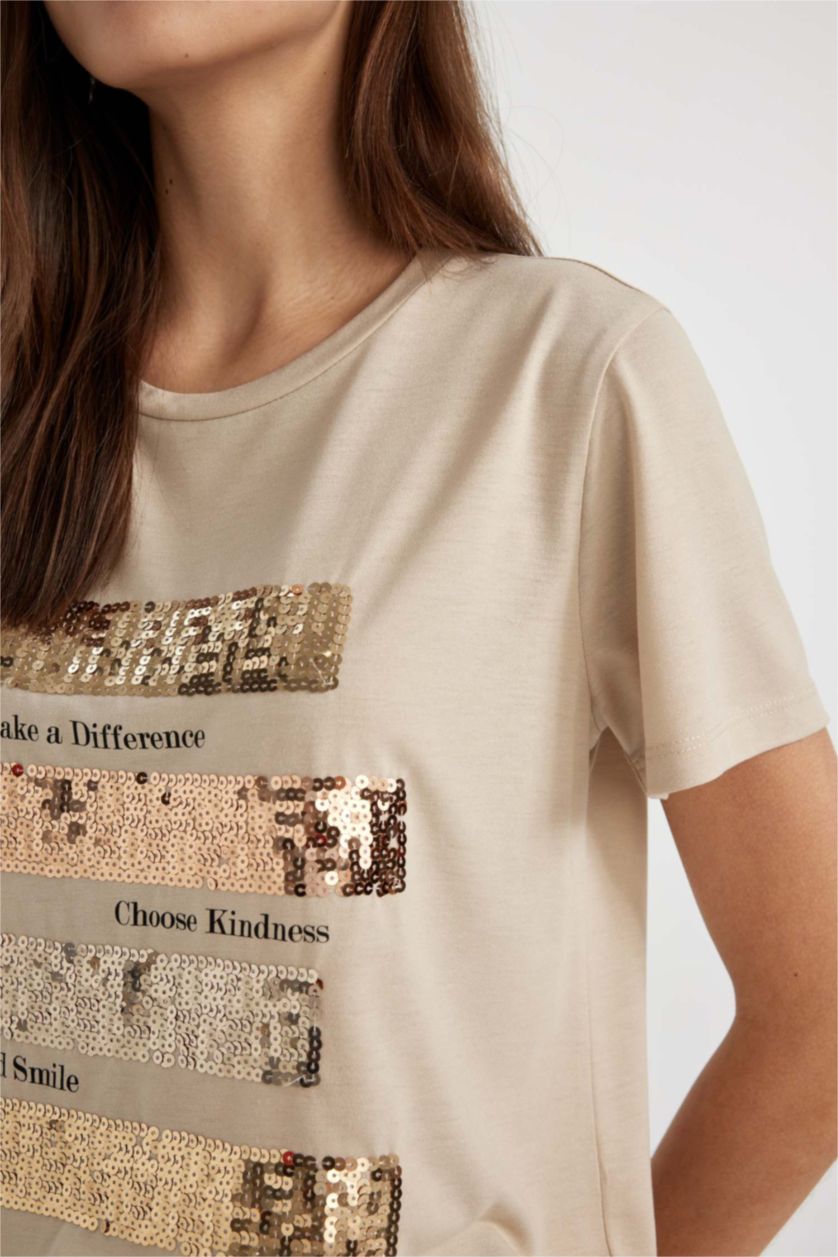 WOMAN Stone Regular Fit Crew Neck Short Sleeve T-Shirt