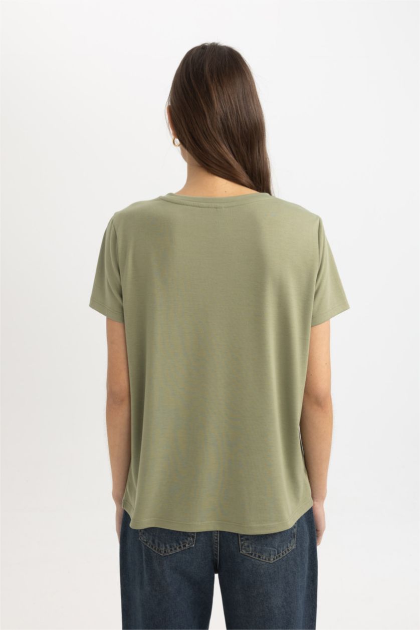 Kadın Haki Regular Fıt Kısa Kollu Tişört