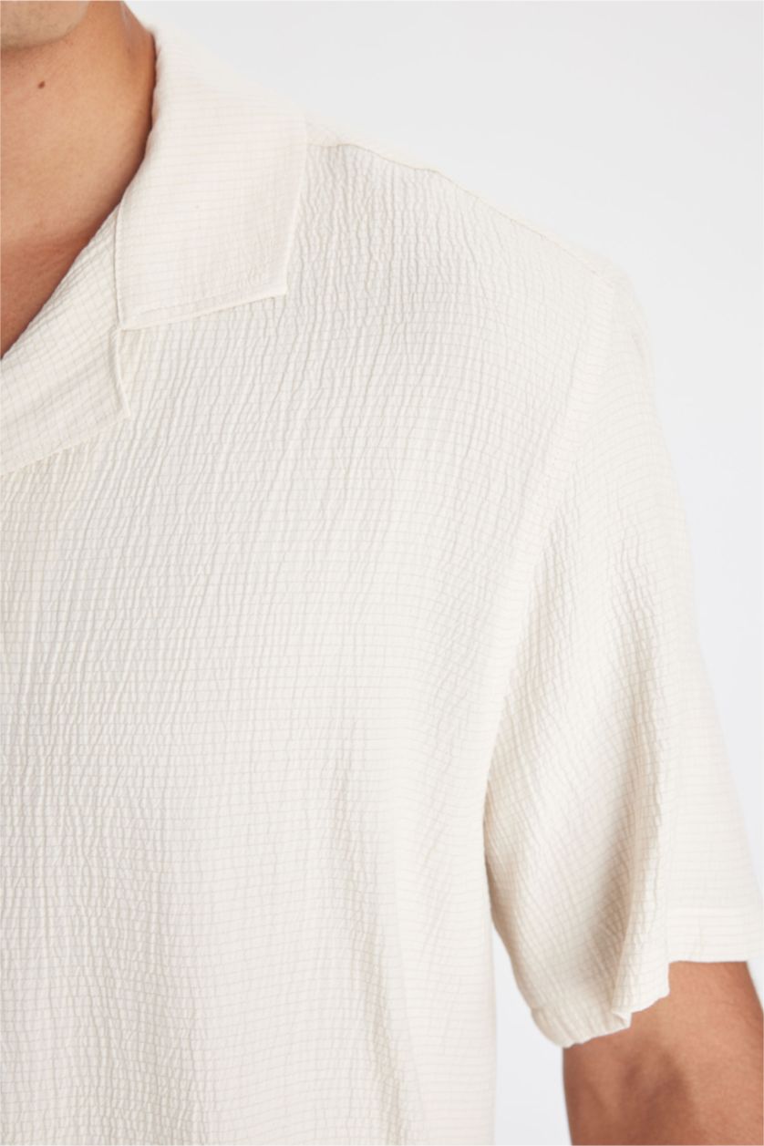 Erkek Kum Relax Fit Yazlık Polo Yaka Dokulu Kısa Kollu Gömlek