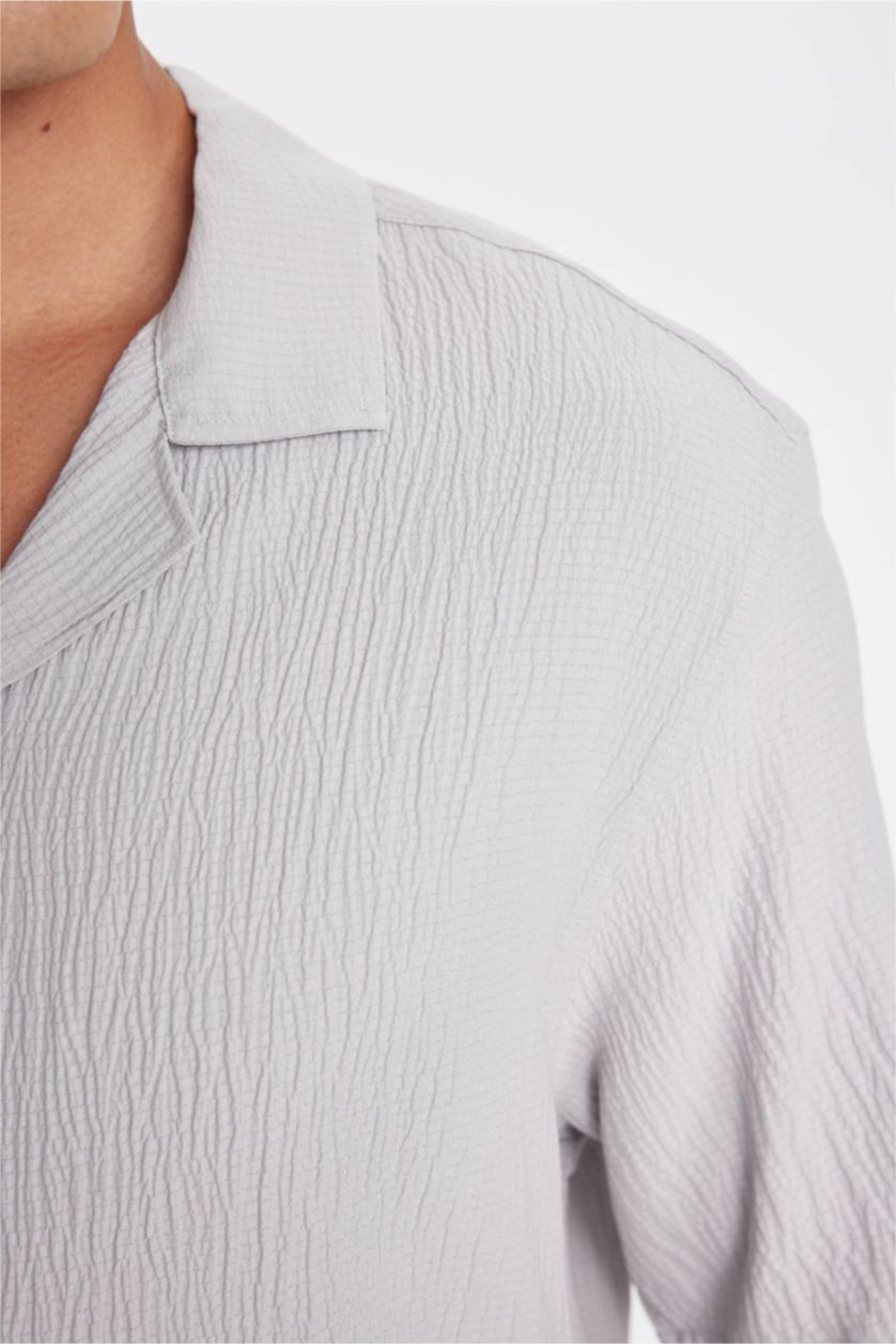Erkek Açık Gri Relax Fit Yazlık Polo Yaka Dokulu Kısa Kollu Gömlek