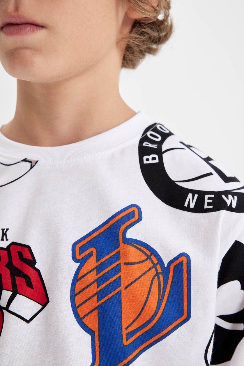 Erkek Çocuk - Genç Erkek Beyaz Erkek Çocuk NBA Current Teams Bisiklet Yaka Kısa Kollu Tişört