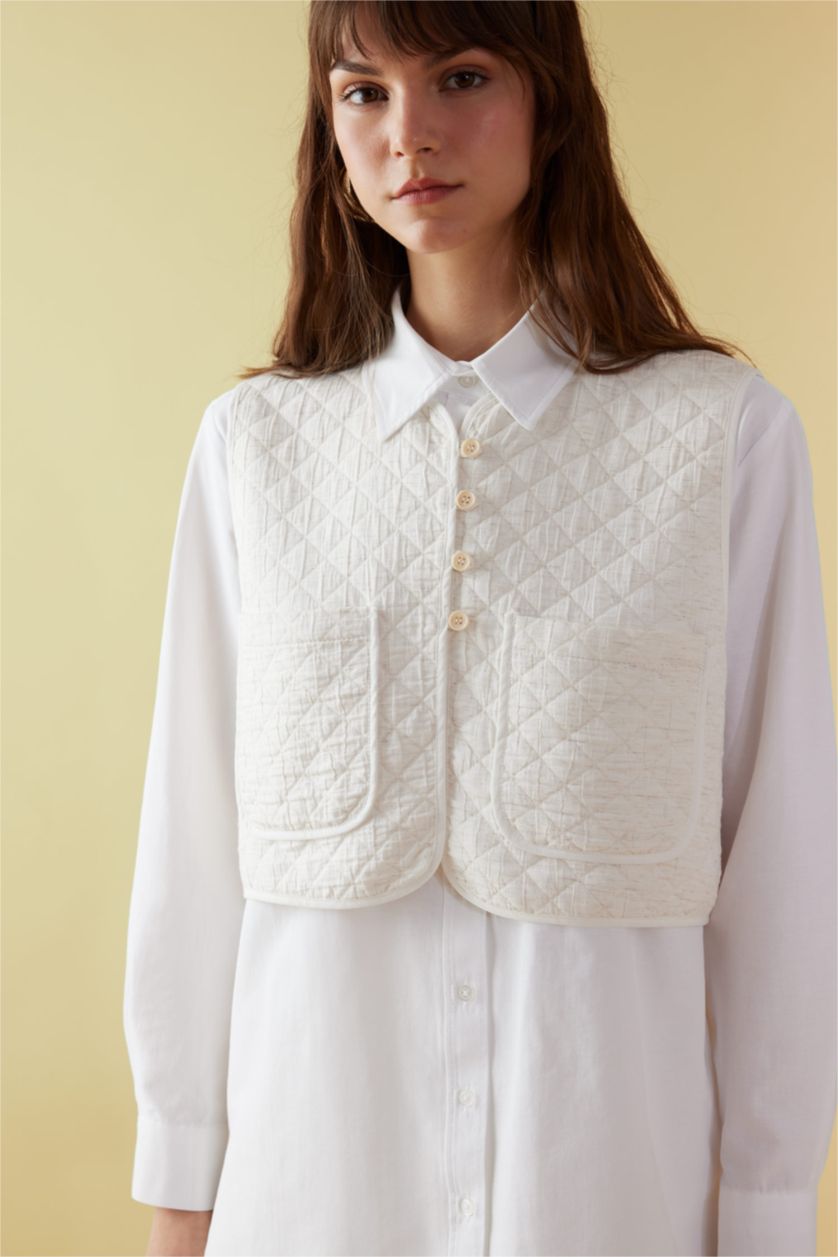 Kadın Sade Ekru Cepli Beyaz Yelek